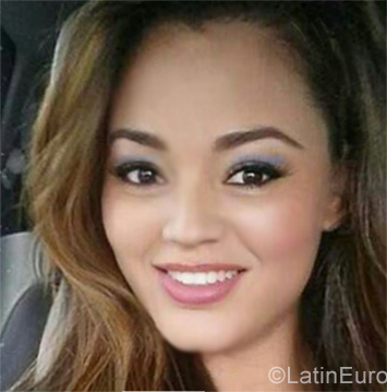 Date this attractive Dominican Republic girl Yajana from Sto.dgo Este DO34869