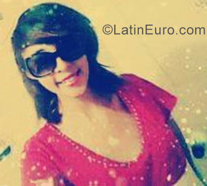 Date this hot Venezuela girl Ana from Barquisimeto VE2412