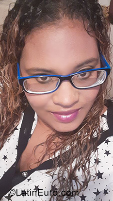 Date this stunning Dominican Republic girl Yoa from San Cristobal DO34973