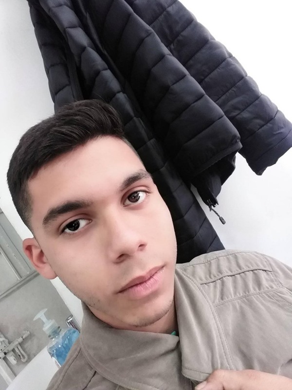 Date this young Colombia man Adrian from Bogota CO25538