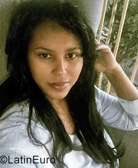 Date this hot Dominican Republic girl Johanna from Santo Domingo DO35184