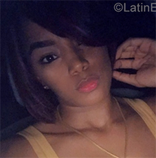 Date this fun Dominican Republic girl Smalin from Santo Domingo DO35224