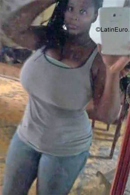 Date this pretty Dominican Republic girl Janeris from Nagua DO35231