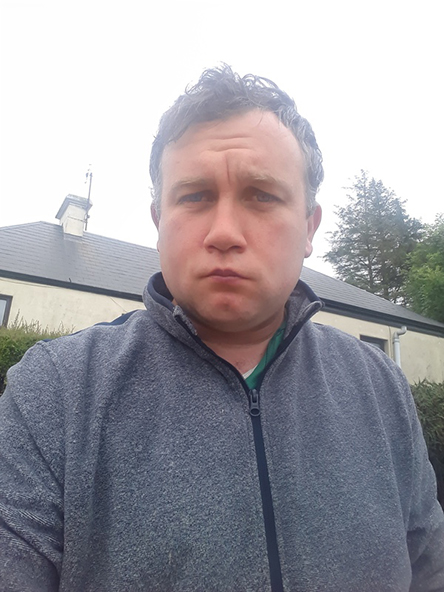 Date this funny Ireland man Blueboy from Dublin IE73