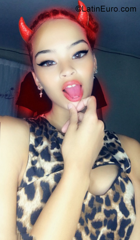 Date this georgeous Dominican Republic girl Liery from Bani DO35346