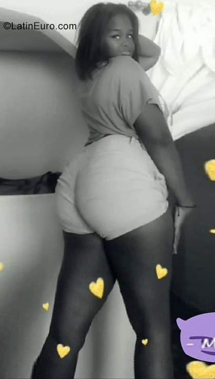 Date this georgeous Dominican Republic girl Johanna from Santo Domingo DO39442