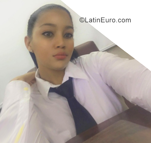 Date this delightful Dominican Republic girl Vilianny from Puerto Plata DO35425