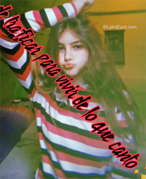 Date this delightful Argentina girl Sofia from Buenos Aires AR211
