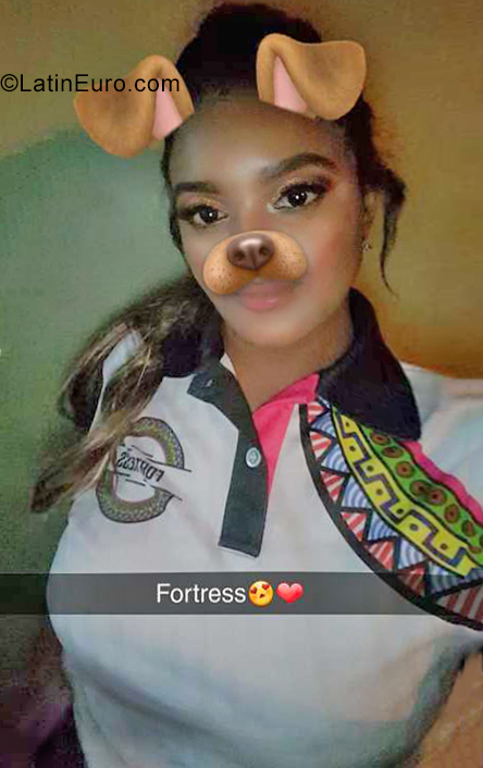 Date this hard body Dominican Republic girl Jenny from La Vega DO35887