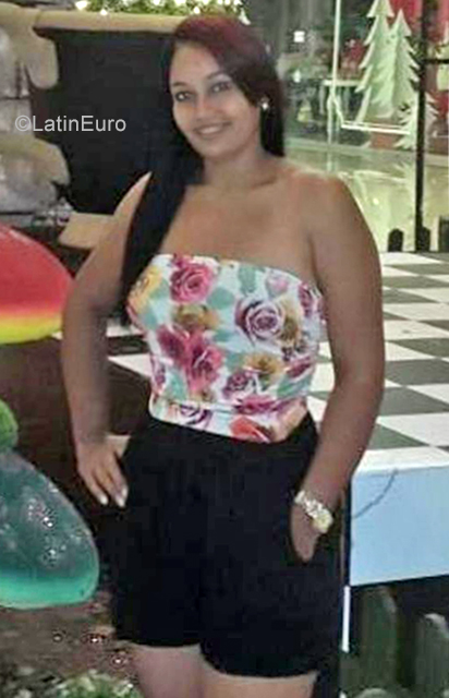 Date this passionate Dominican Republic girl Leidy from Santo Domingo DO35626