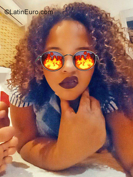 Date this lovely Brazil girl Ana Clara from Rio de Janeiro BR10891