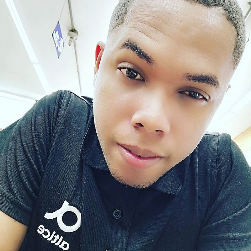 Date this athletic Dominican Republic man Luis mercedes from Santo Domingo DO35703