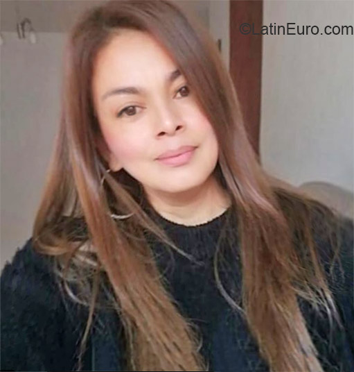 Date this fun Colombia girl Leydes from Bogota CO25955