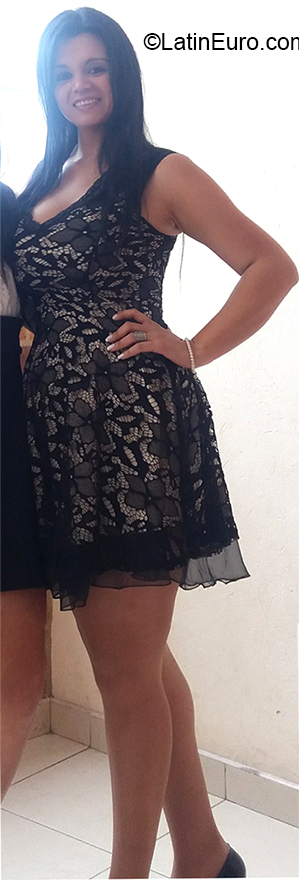 Date this sultry Colombia girl Adriana from Bogotá CO26443
