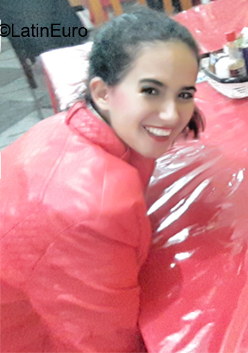 Date this young Brazil girl Daniela from Campos do Jordao BR10981