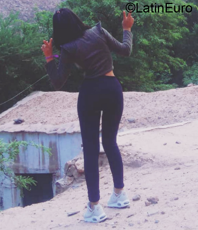 Date this gorgeous Argentina girl Romina from Salta AR231