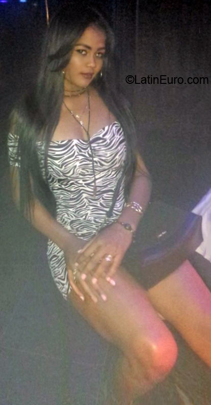 Date this cute Dominican Republic girl Milagros from Punta Cana DO35924