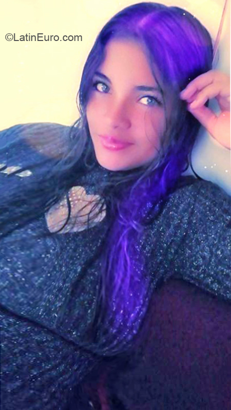 Date this fun Colombia girl Leyla from Manizalez CO26028