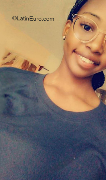 Date this beautiful Dominican Republic girl Nathaly from San Pedro Sula DO36005