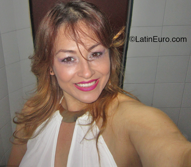 Date this cute Colombia girl Francia from Cali CO26064