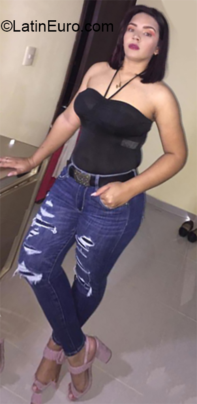 Date this good-looking Dominican Republic girl Dilena from Nagua DO36212
