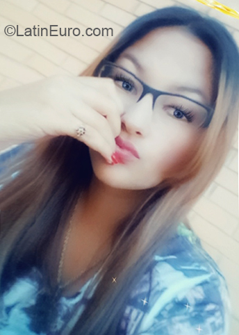Date this good-looking Venezuela girl Gaby from Lagunillas VE2749
