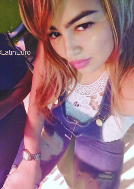 Date this exotic Colombia girl Carmen from Barranquilla CO26194