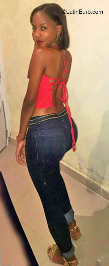 Date this stunning Dominican Republic girl Luisa from El Seibo DO36376