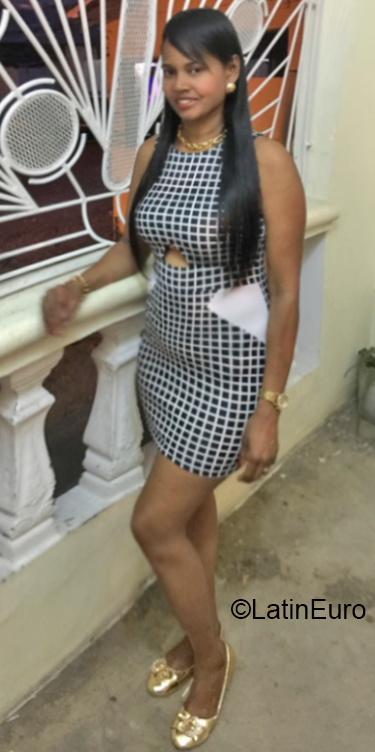 Date this passionate Dominican Republic girl Mary from Bani DO36467