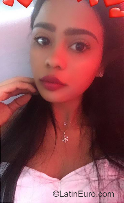 Date this exotic Dominican Republic girl Lorena from Santiago DO36494