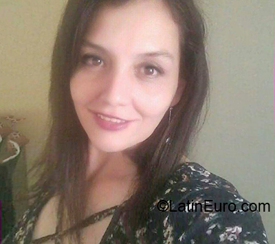 Date this sensual Colombia girl Maria Fernanda from Bogota CO26298