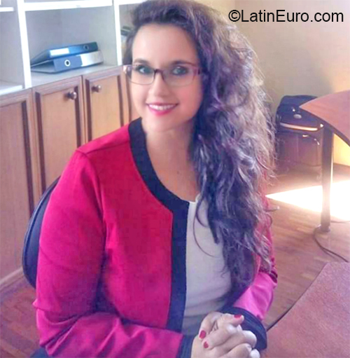 Date this cute Ecuador girl Estefany from Quito EC386