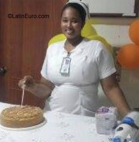 Date this foxy Colombia girl Katty from Barranquilla CO26305