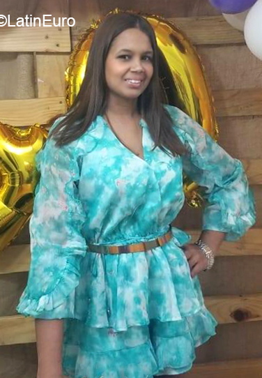 Date this good-looking Dominican Republic girl Ayalis from Santo Domingo DO36745