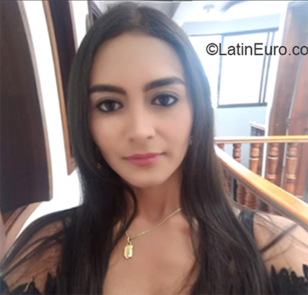 Date this young Colombia girl L. from Popayan CO26362