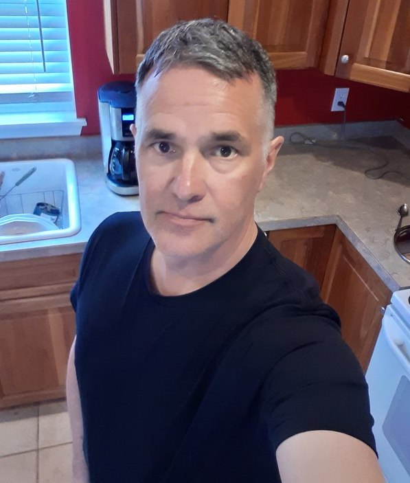Date this hard body United States man Peter from Minneapolis US20513