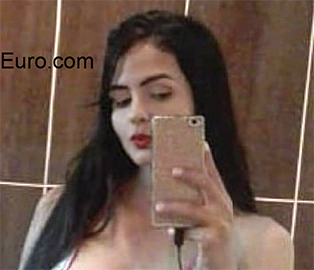 Date this hard body Colombia girl Vane from Bogota CO26427