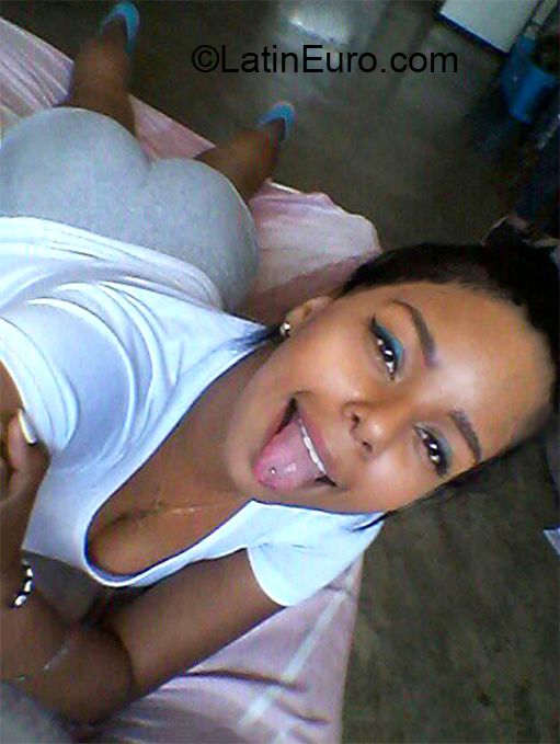 Date this funny Venezuela girl Cristina from Caracas VE2876