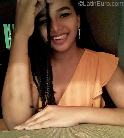 Date this exotic Dominican Republic girl Ashley from San Francisco de Macoris DO36982