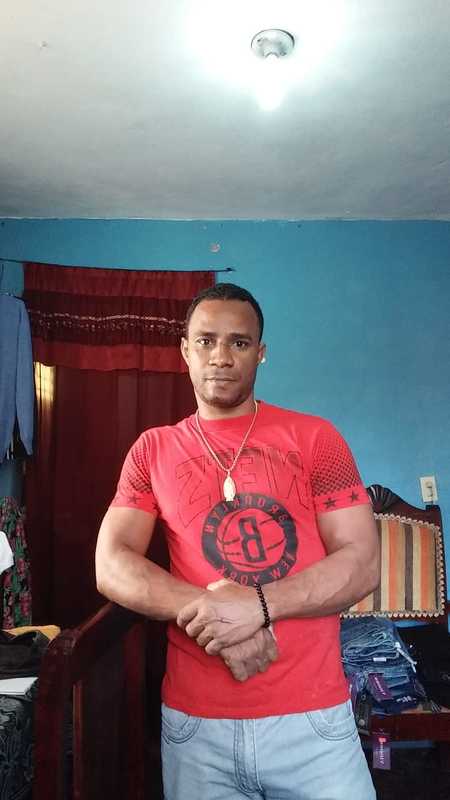 Date this lovely Dominican Republic man Jose feliz from Santo Domingo DO37114