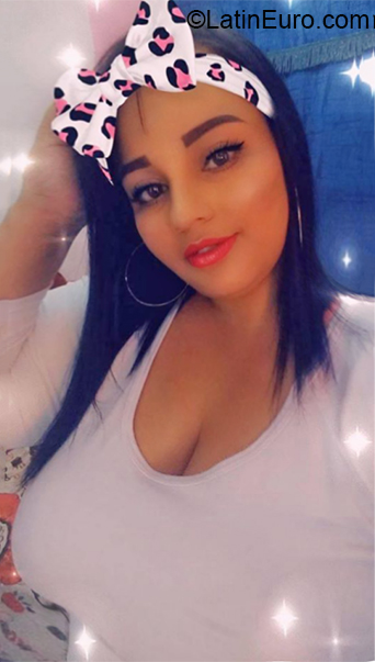 Date this hot Colombia girl Jennifer from Medellin CO26629