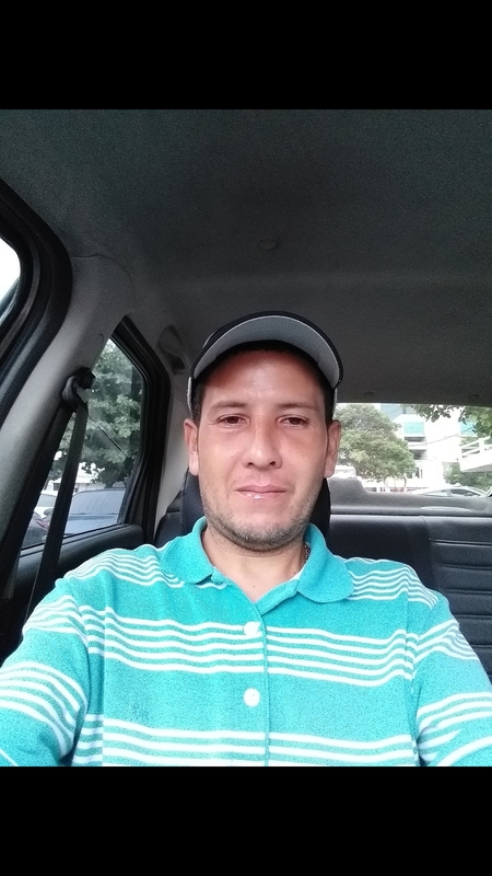 Date this athletic Colombia man Carlos armando from Barranquilla CO26693