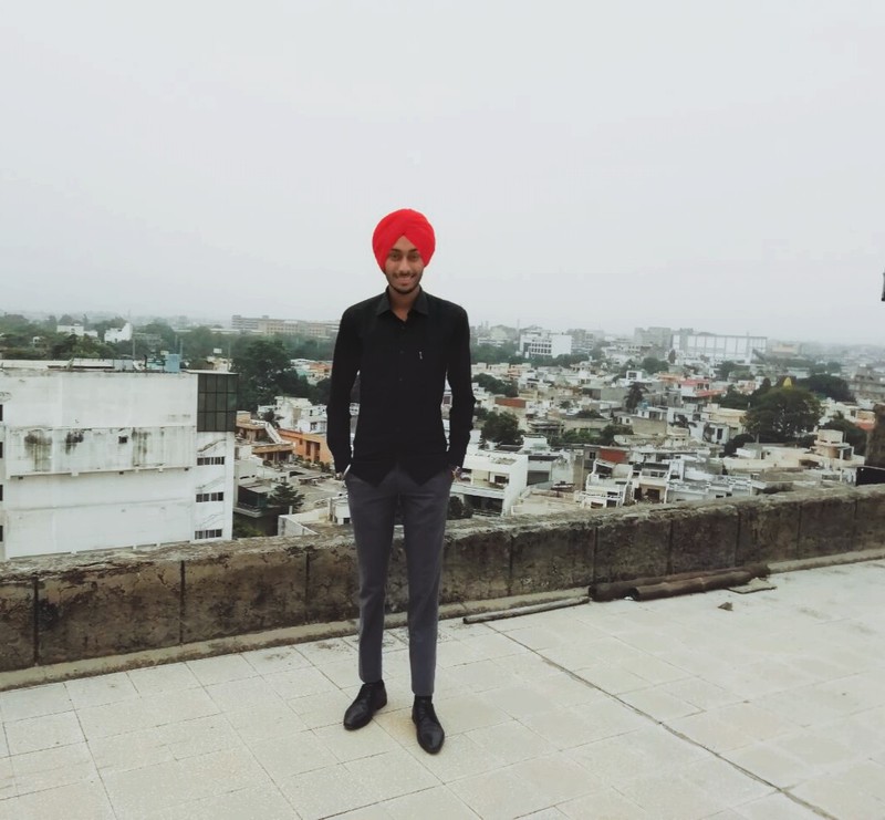 Date this hard body India man Harmeet from Ludhiana IN373