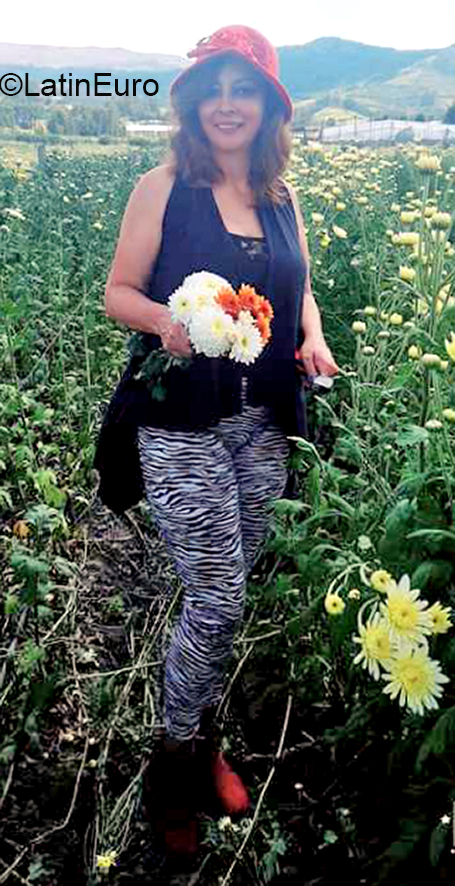 Date this exotic Ecuador girl Miriam from Quito EC432