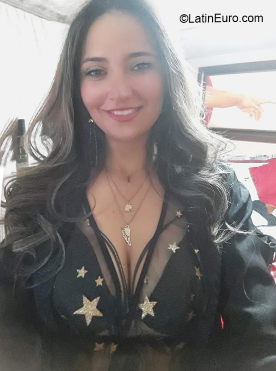 Date this delightful Colombia girl Diana from Bogota CO26823