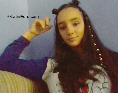 Date this exotic Uruguay girl Lucia from Montevideo UY44