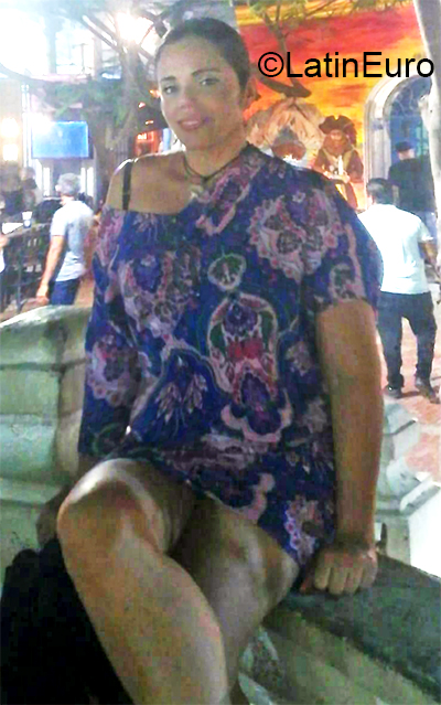 Date this beautiful Colombia girl Rosi from Cucuta CO26848