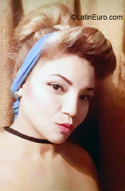 Date this georgeous Venezuela girl Franyelis from Caracas VE3011