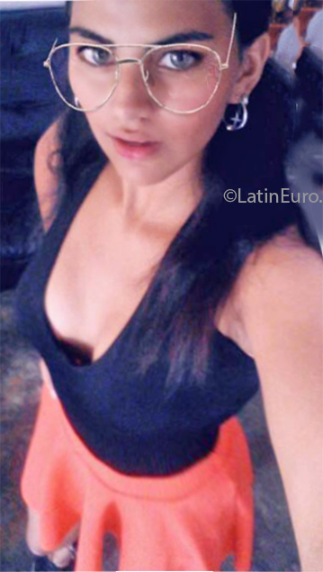 Date this fun Venezuela girl Madelin from Cabimas VE3038