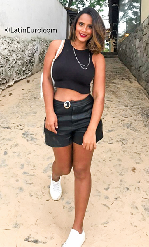 Date this cute Brazil girl Keisa from Cabo Frio BR11084
